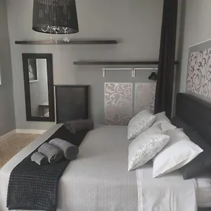 Di Design - Spazio D'arte 372 Appartamento